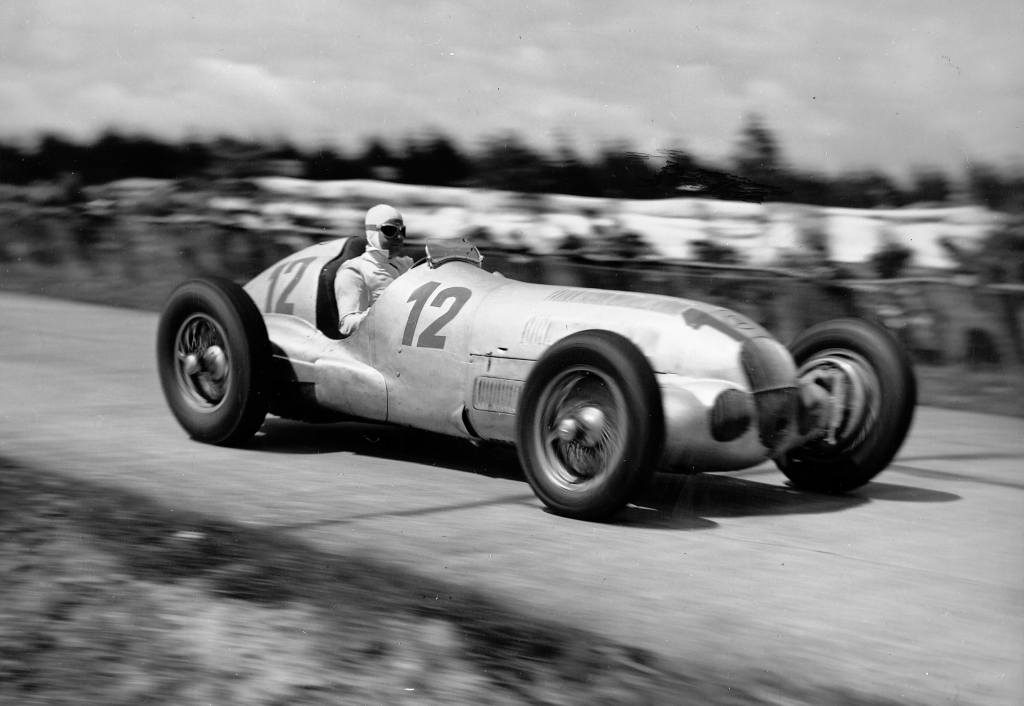 1937 German Grand Prix, the eventual winner Rudolf Caracciola in the MercedesBenz W 125